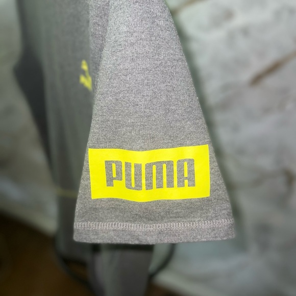 Puma Short Sleeved Hoodie - Picture 4 of 5